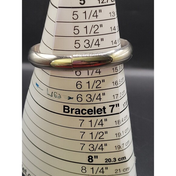 Whiting and Davis Silver tone Clamp Bracelet - Picture 11 of 12